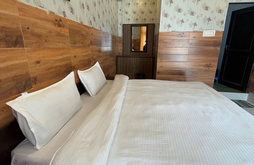 Dharamshala Bed & Breakfast | Rising View Hills