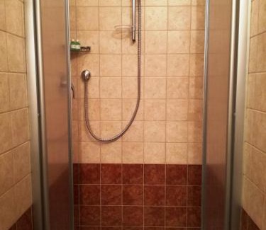 Cravanzana Hotel | Ristorante Albergo Da Maurizio