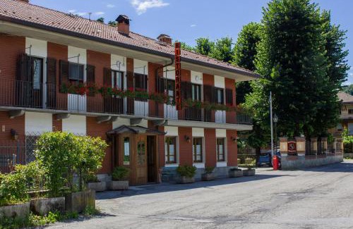 San Colombano Belmonte House | Ristorante Buasca