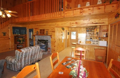 Negreet House | Rita's Lake House .
