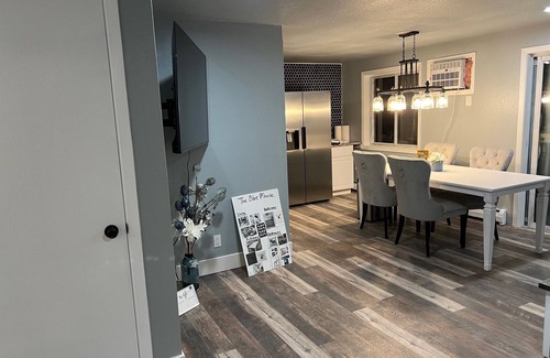 Appleton Apartment | Ritchie’s Woodmere Estates: Blue Moose