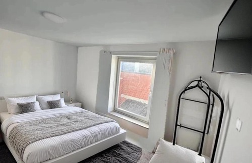 Charleroi Apartment | Rive Gauche 39 J centre - gare - aéroport