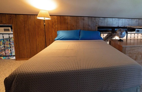 Yankton County House | River Bend Vacation Home