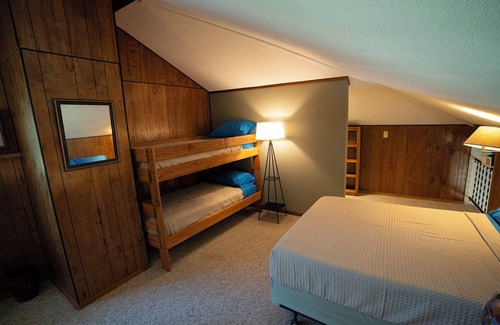 Yankton County House | River Bend Vacation Home