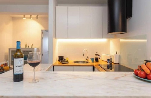 Alenquer Apartment | River Breeze in Almada Velha
