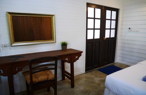 Chachoengsao Hotel | River Breeze