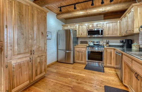 Grantsdale House | *River Cabin Minutes To Town*