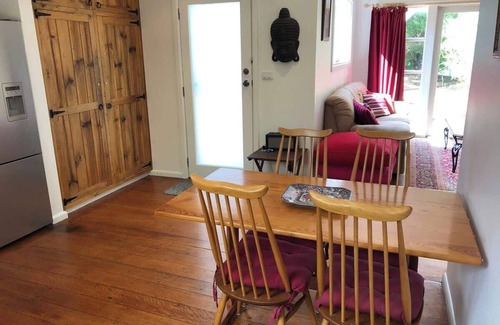 Aireys Inlet House | River End I Walk to the beach or shops