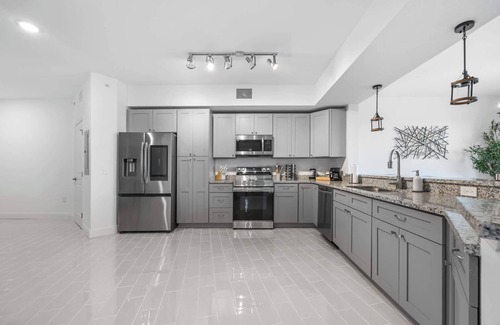 Merritt Island Condo | RIVER FLY IN: Garden View