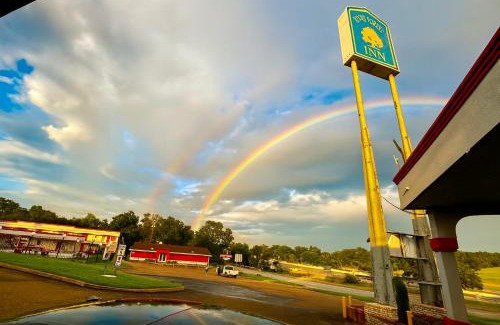Belton Hotel | River Forest Inn