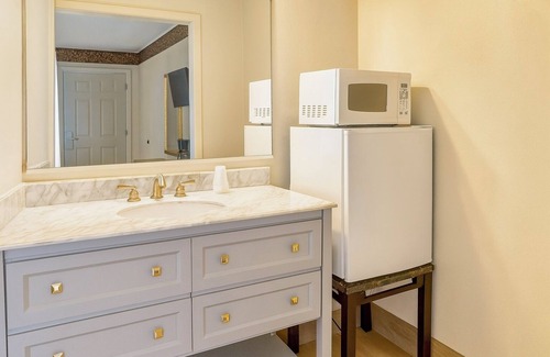 Belton Hotel | River Forest Inn