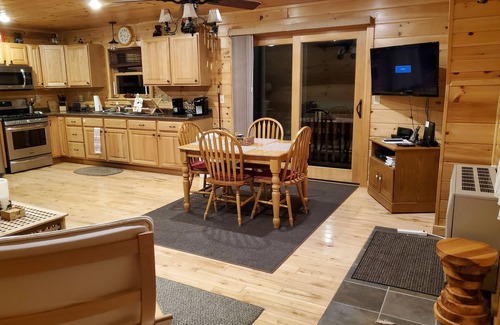 Jay Cabin | River Front Cabin with Mountain Views