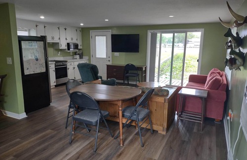 Dillard Estates Cottage | River front on the canal. Dock your boat at your deck porch.