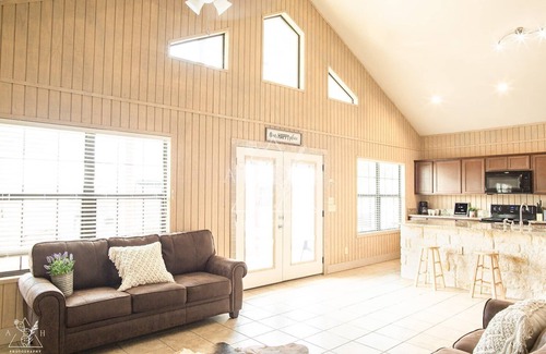 Concan House | River Grove Rentals House #2