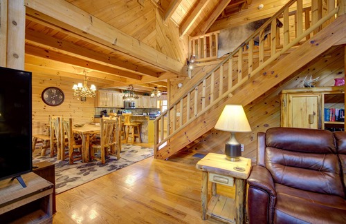 Helen Cabin | River Haus - Riverfront Luxury Vacation Home in Downtown Helen