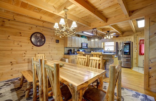 Helen Cabin | River Haus - Riverfront Luxury Vacation Home in Downtown Helen