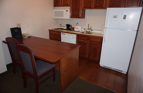 Mankato Hotel | River Hills Hotel