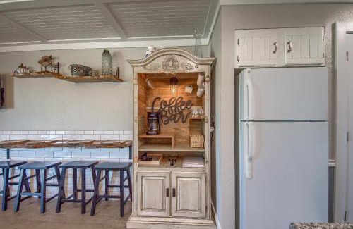 New Braunfels Apartment | River Hippie RRC A302
