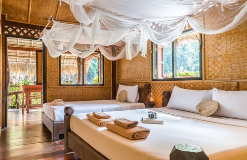 Tha Sao Hotel | River Kwai Jungle Rafts