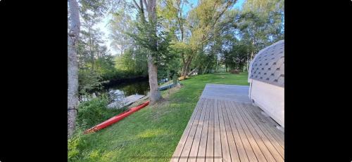 Saarde Ski Chalet | ´RIVER LOUNGE´