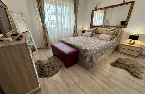 Bacau Apartment | River Lux