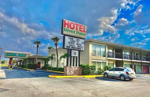 Melbourne Hotel | River Palm Hotel