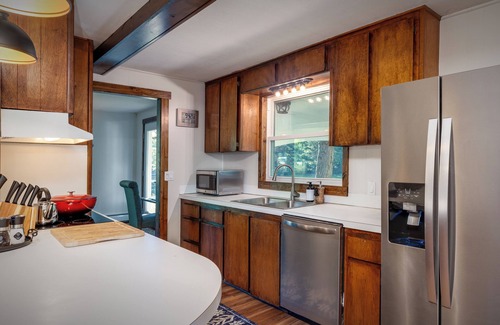 Indian River House | River Pines~Downtown Waterfront w/Wildlife Watching!nFirepit,Snowmobile,Bikingn