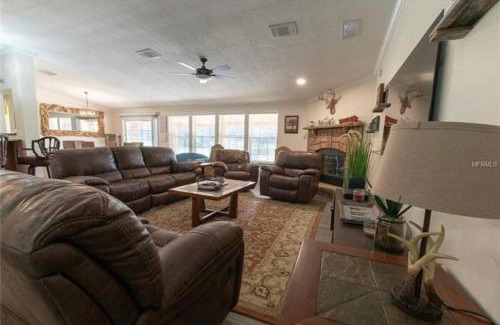 Fedhaven House | RIVER RANCH Country Retreat- ATVing!