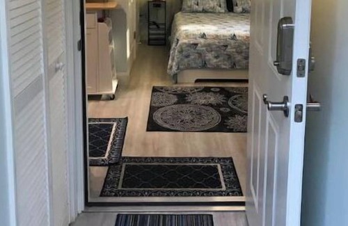 Rockledge House | River Relaxation studio apt steps to river & dock