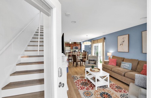 Ottawa House | River Retreat | 2 Bed, 2.5 Bath