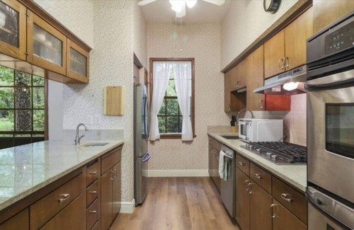 Covington Ski Chalet | River Retreat 4acr Wood Paradise