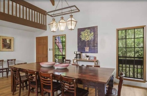 Covington Ski Chalet | River Retreat 4acr Wood Paradise