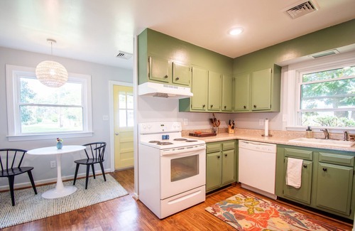 Lancaster House | River Retreat with Sunset Views