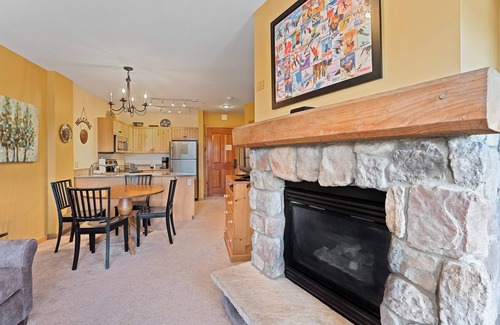River Run Condo | River Run Condo w/Mountain Views & Short Walk To Shops and Dining!