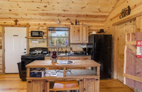 Fredericksburg House | River's Sky View Lodge