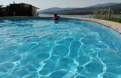 Gondarem House | River-side Villa