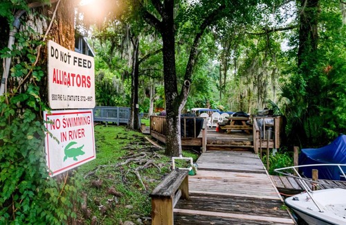 Dunnellon Apartment | River Song