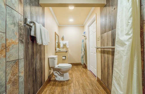 La Grange Hotel | River Valley Motor Inn
