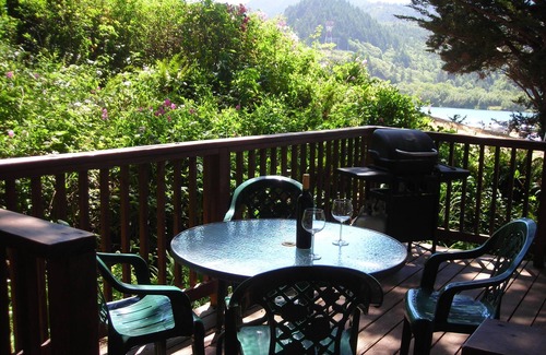 Gold Beach Cottage | River View Country Cottage