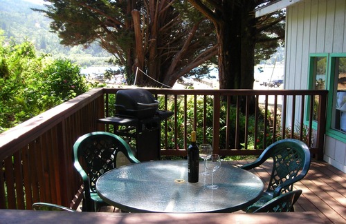 Gold Beach Cottage | River View Country Cottage