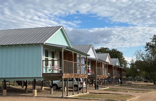 Kerrville Cabin | River View Deluxe King Cabin near Downtown #17