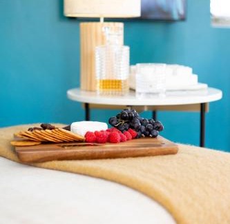 Tauriko House | River View Escape close to Mount Maunganui & shops