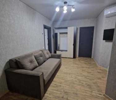 Marculesti Apartment | River view