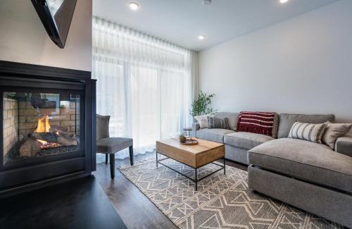 Silverthorne House | River West Red Peak Condo - Sweet Summit Retreat