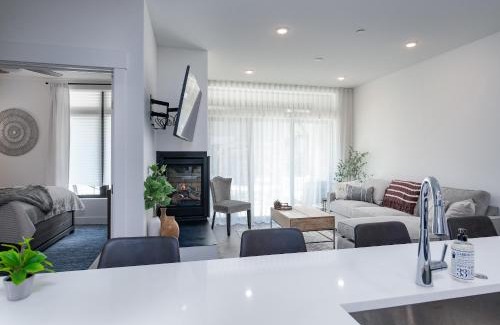 Silverthorne House | River West Red Peak Condo - Sweet Summit Retreat