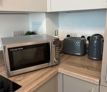 Gascoigne Apartment | River Wharf Apartment