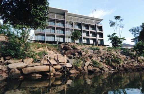Chanthanimit Hotel | Riverawan Hotel
