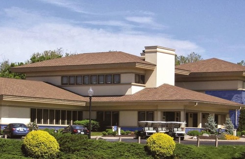 Indianapolis Apartment | Riverbend 1BD 2 - One Bedroom Apartment, Sleeps 2