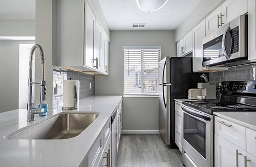 Indianapolis Apartment | Riverbend 1BD 4 - One Bedroom Apartment, Sleeps 2