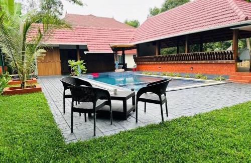 Kuttanad Taluk Villa | Riverbliss - River Retreat with Private Pool